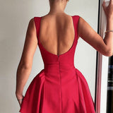 Sexet minikjole, rygløs, ærmeløs, ensfarvet