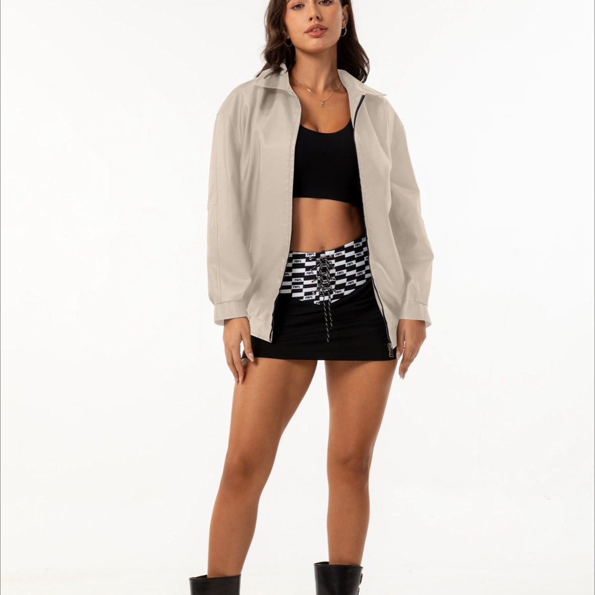 læderjakke med overdimensionerede reverser