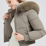 Tætsiddende dunjakke med kort talje