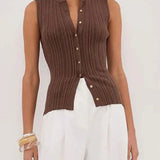 Ribstrikket ærmeløs vest