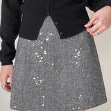 Nederdel pyntet med krystalperler