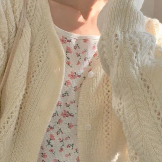 Let, hulstrikket vest