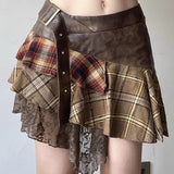 Postapokalyptisk stil med V-talje og ternet mini-nederdel