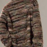 Løstsiddende cardigan med farverige striber og V-hals