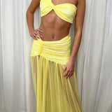 Sexet bikinisæt: nettop og bodycon-nederdel