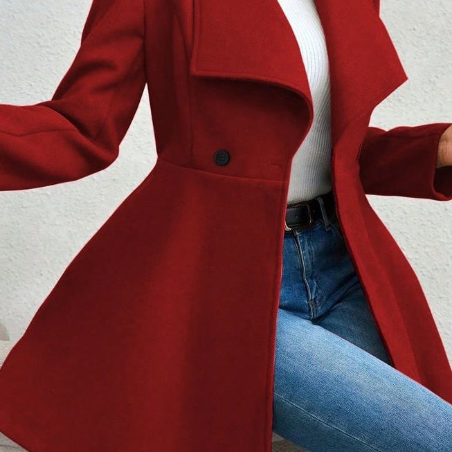 Lang uldfrakke med bælte