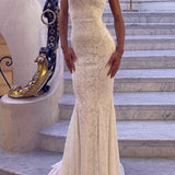 Sexet, figursyet maxikjole uden ryg med tynde stropper