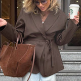 Afslappet, løstsiddende blazer