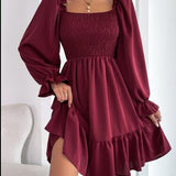 Damekjole - A-linjeformet - Lange pufærmer - Firkantet halsudskæring - Smockprint