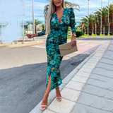 Damekjole - Tætsiddende snit - V-hals - Lange ærmer - Samlet talje og hofter - Moderne print