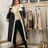 Elegant, varm og sofistikeret luksus fåreskindsfrakke til kvinder