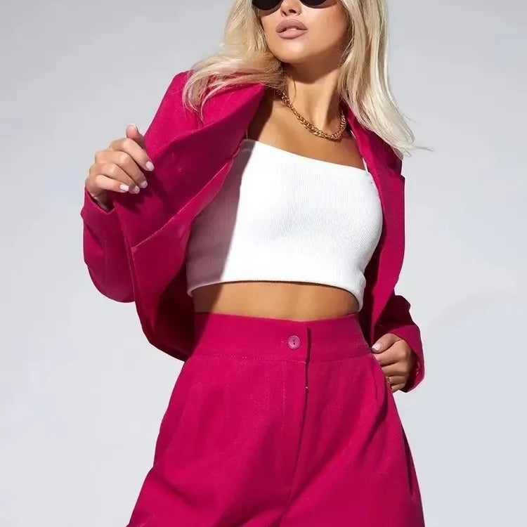 Todelt sæt: slim fit bukser med vide ben til foråret