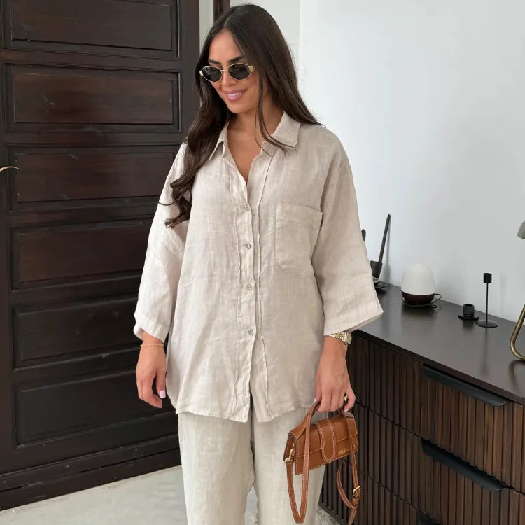 Todelt løstsiddende lyserødt bomulds- og hørsæt til kontoret