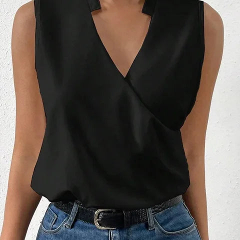 Ærmeløs dametop – Afslappet pasform – Krydsende V-hals – Blødt, åndbart stof