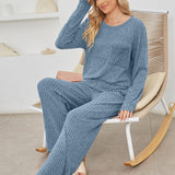 Dame loungewear-sæt – Ribstrik – Afslappet pasform – Langærmet top og bukser