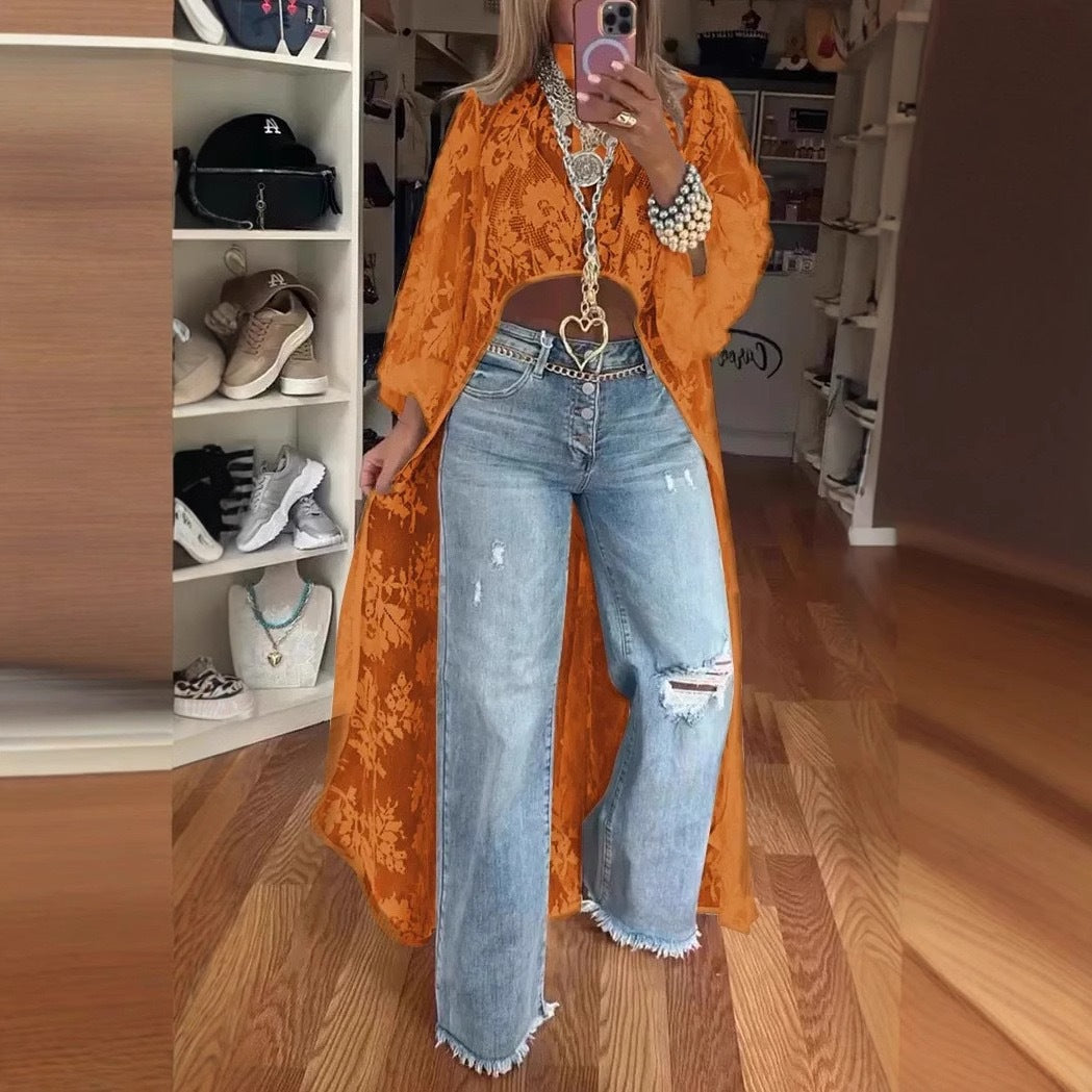 Lang damekjole – Transparent blomstret voile – Elegant, flagrende snit – Vide ærmer