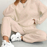 Dame loungewear-sæt – Kabelstrik – Afslappet pasform – Lange ærmer og tætsiddende kant