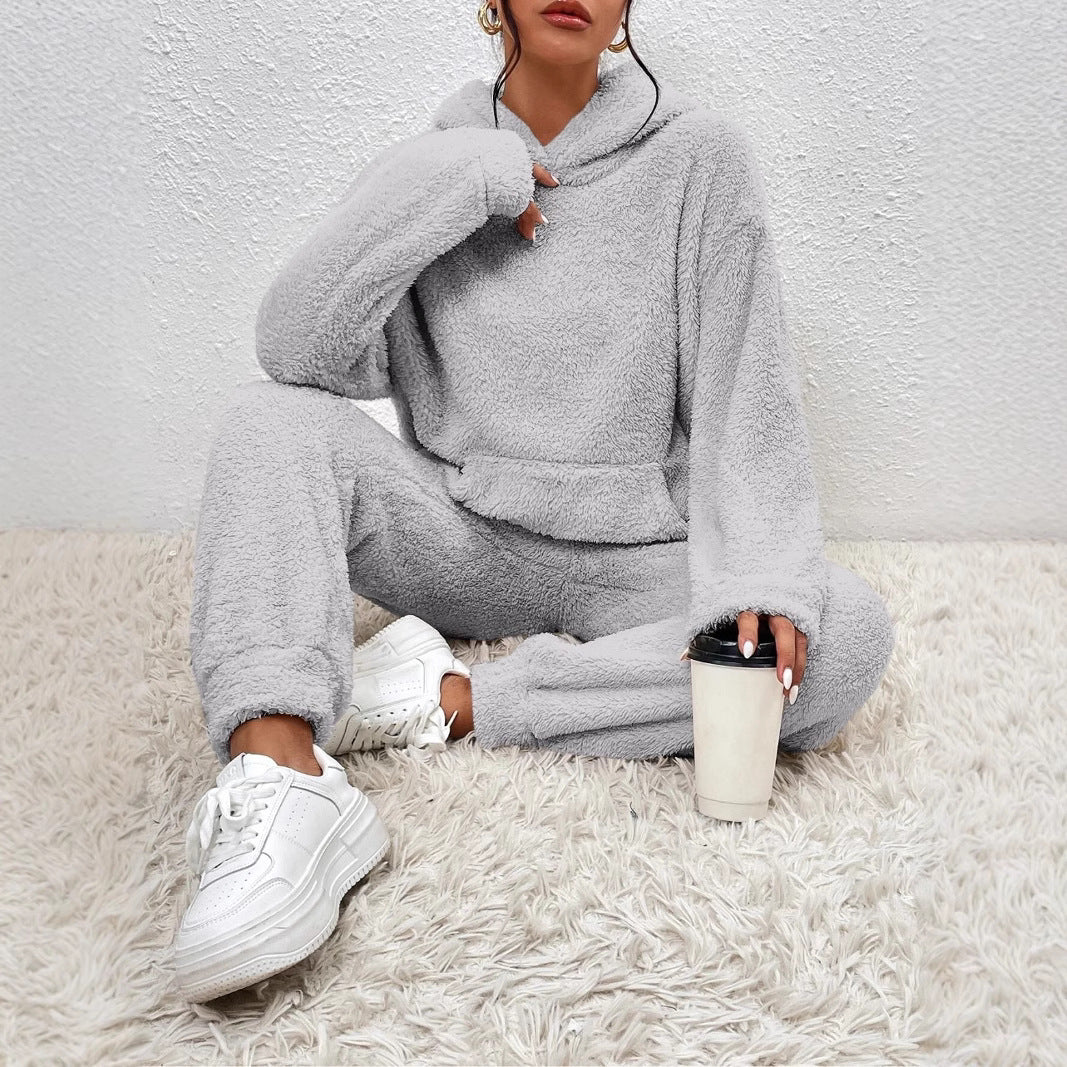 Damesæt i to dele – Oversized hættetrøje med hætte – Bukser med vide ben – Blødt plysstof