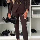 Dameblazerjakke – Slim fit – Dobbeltradet – Skræddersyede reverser – Elegant stil