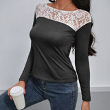 Langærmet dame-T-shirt – Tætsiddende snit – Blomsterblonde – Elegant rund hals