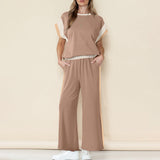 Damesæt – Let stof – Top med 3/4 ærmer – Bukser med 7/8-ærmer – Kontrastdetaljer