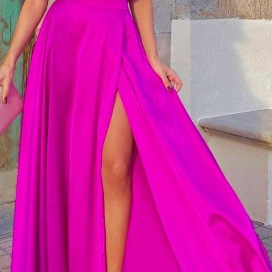 Damesæt i to dele – Off-shoulder cropped top med flæser – Højtaljet maxinederdel med slids