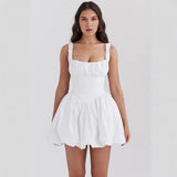 Trapezkjole til kvinder – Tætsiddende overdel – Flæsestropper – Mini pufnederdel