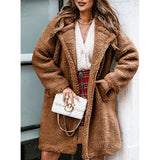 Damefrakke – Oversized pasform – Plys-effekt – Mellemlang – Bred krave – Lange ærmer