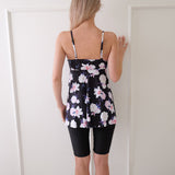 Dame badedragt – Svajer i snit – Tynde stropper – Indbyggede shorts – Blomstermønster