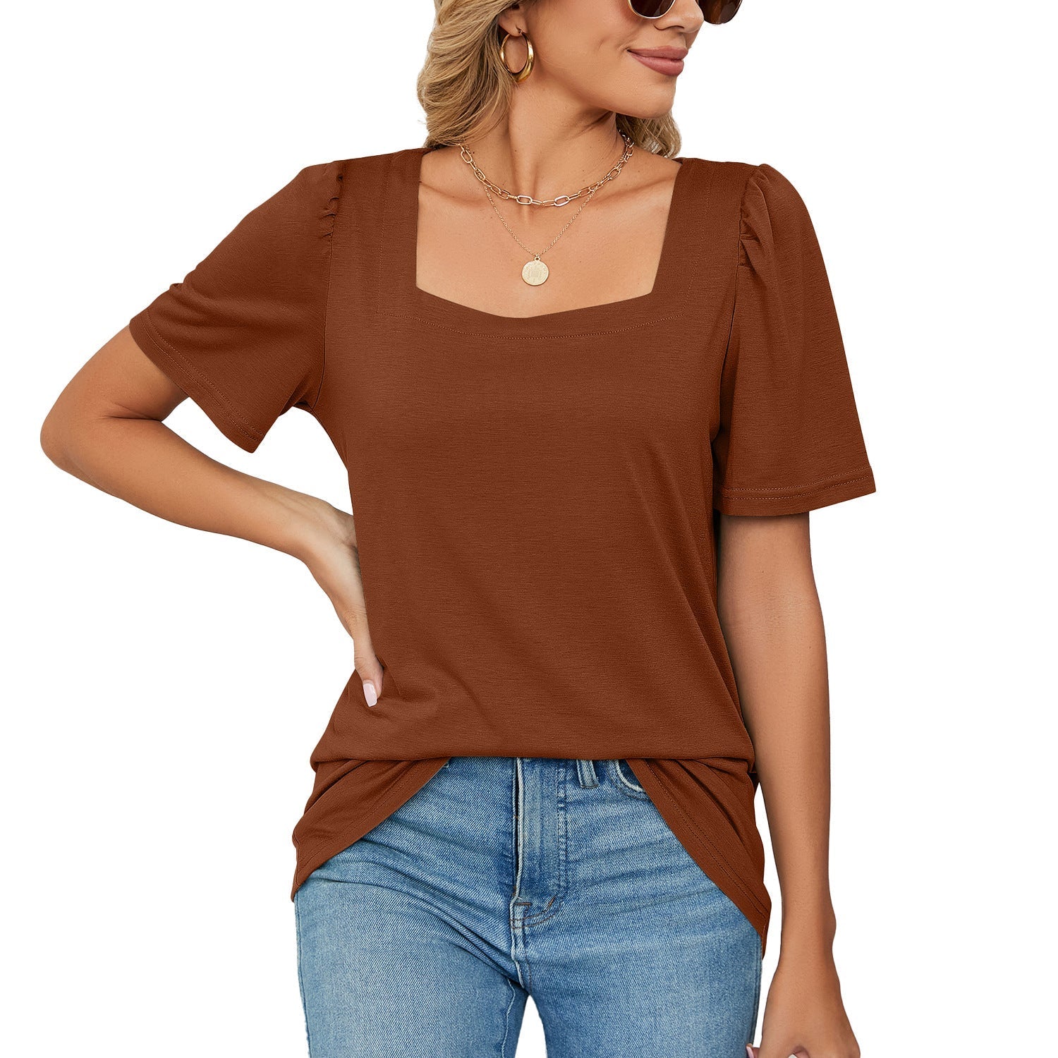 Dame T-shirt – Elegant firkantet halsudskæring – Pufærmer – Blød strik, løs pasform