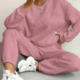 Dame loungewear-sæt – Kabelstrik – Afslappet pasform – Lange ærmer og tætsiddende kant