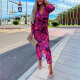 Damekjole - Tætsiddende snit - V-hals - Lange ærmer - Samlet talje og hofter - Moderne print