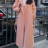 Lang damefrakke – Uldblanding – Afslappet pasform – Dobbeltradet – Med bælte