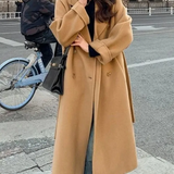 Lang damefrakke – Uldblanding – Afslappet pasform – Dobbeltradet – Med bælte