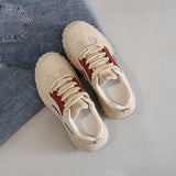 Komfortable damesneakers - Tenissese med en tyk sål