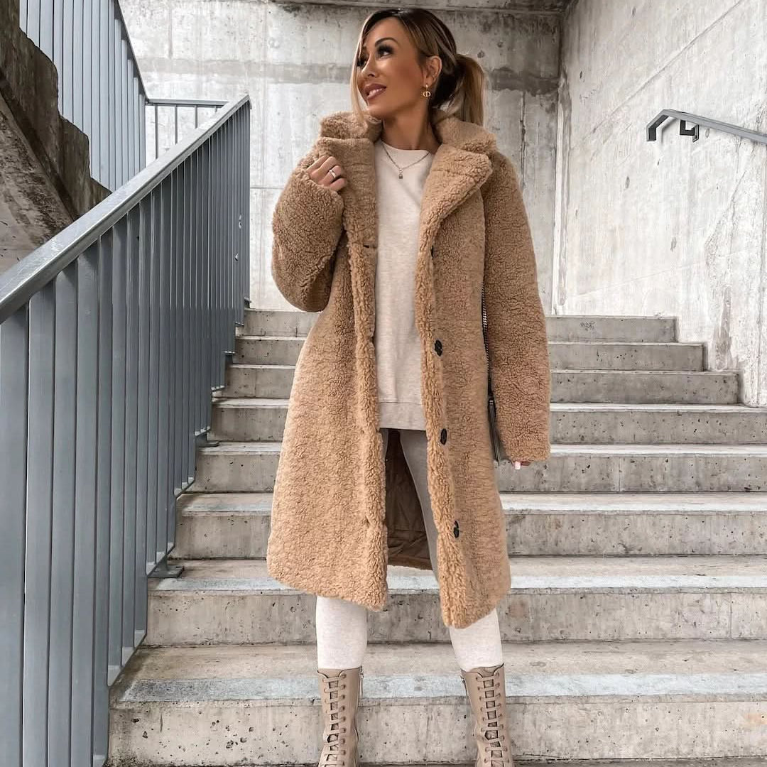 Blød, varm og elegant frakke til kvinder