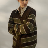 Oversized stribet strikcardigan med farveblok V-hals