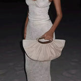 Sexet sæt med off-shoulder maxinederdel og tanktop