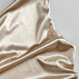 Asymmetrisk aftenkjole med bindestropper