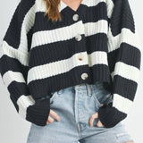 Stribet strikvest med bred V-hals og lange ærmer