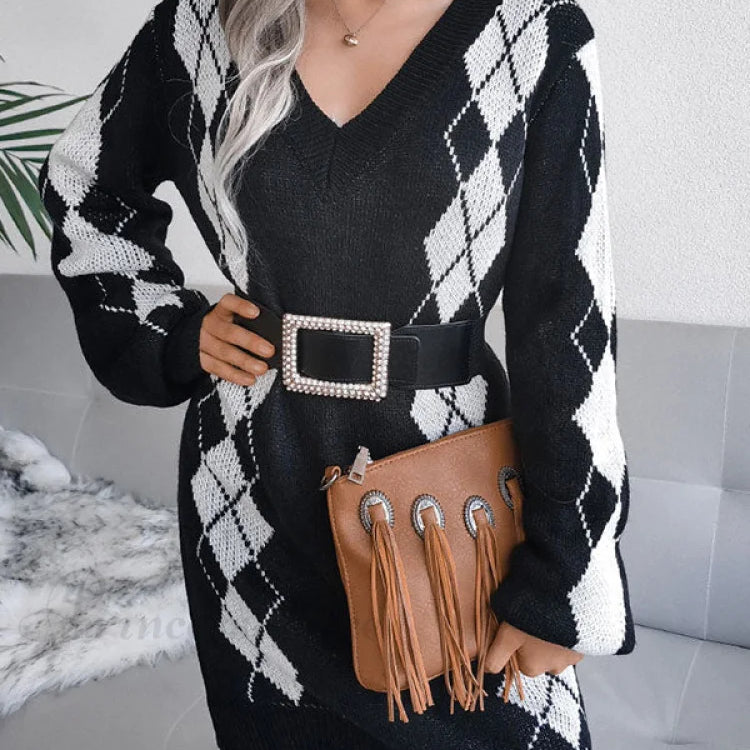 Klassisk stropløs bodycon minikjole i ruchet strik - Hvid