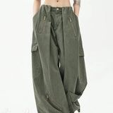 Højtaljede, vide ben i militærgrøn med faldskærm