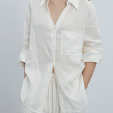 Løstsiddende hørbluse, minimalistisk og afslappet stil