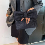 Halvmåneformet stråpose med strandsløjfe