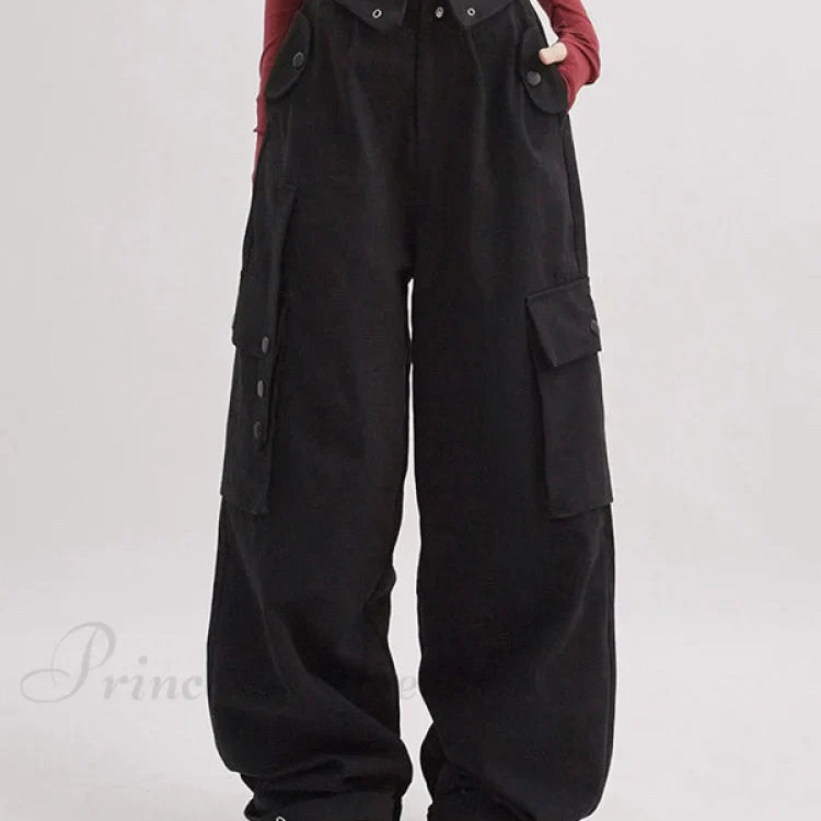 Elegante og løstsiddende grønne boyfriend jeans med knapper