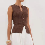 Ribstrikket ærmeløs vest