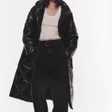 Lang dunjakke med polstret hætte