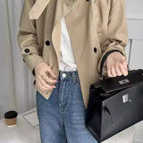 Kort, afslappet cargojakke