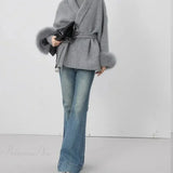 Kashmirfrakke med pelsmanchetter, rævepelsoverfrakke