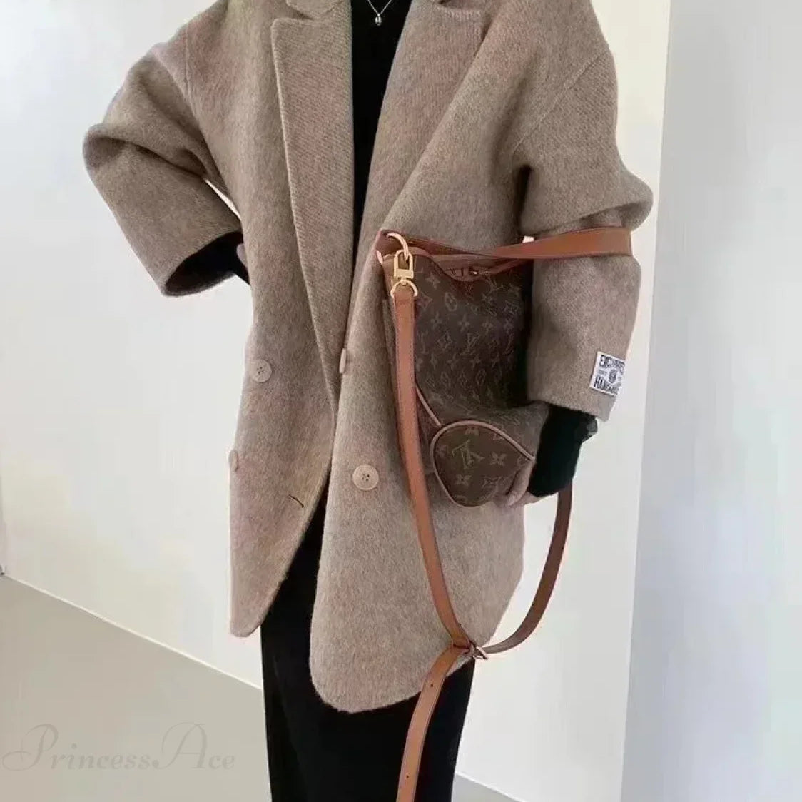 Uldfrakke med kashmirrevers